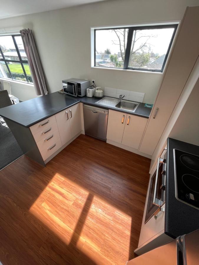 Quiet, New, Sunny Cnzhouse On Upstairs Near Cbd Apartment Christchurch Luaran gambar