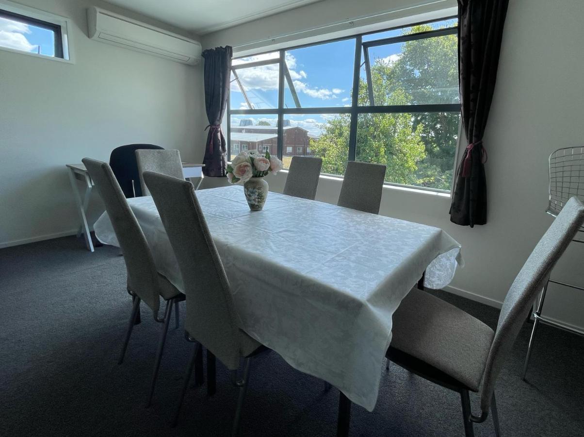 Quiet, New, Sunny Cnzhouse On Upstairs Near Cbd Apartment Christchurch Luaran gambar